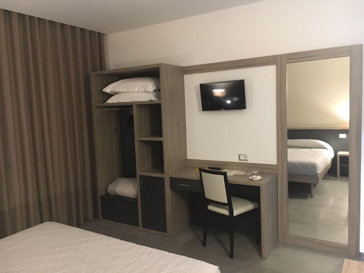 La Sosta Motel Tavola Calda Matera Bagian luar foto