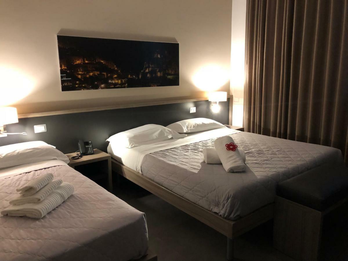 La Sosta Motel Tavola Calda Matera Bagian luar foto